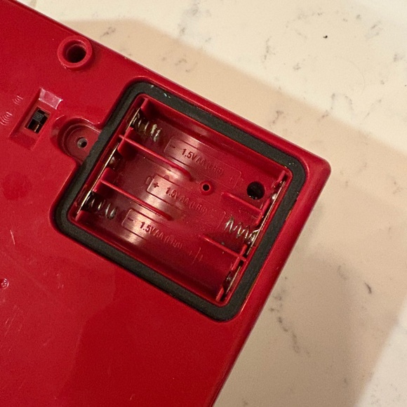 Not vintage Fisher Price Music Box Record Player - Picture 6 of 6